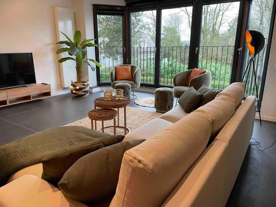 Ostend Chic, Luxe Loftstijl In Oostende Bagian luar foto