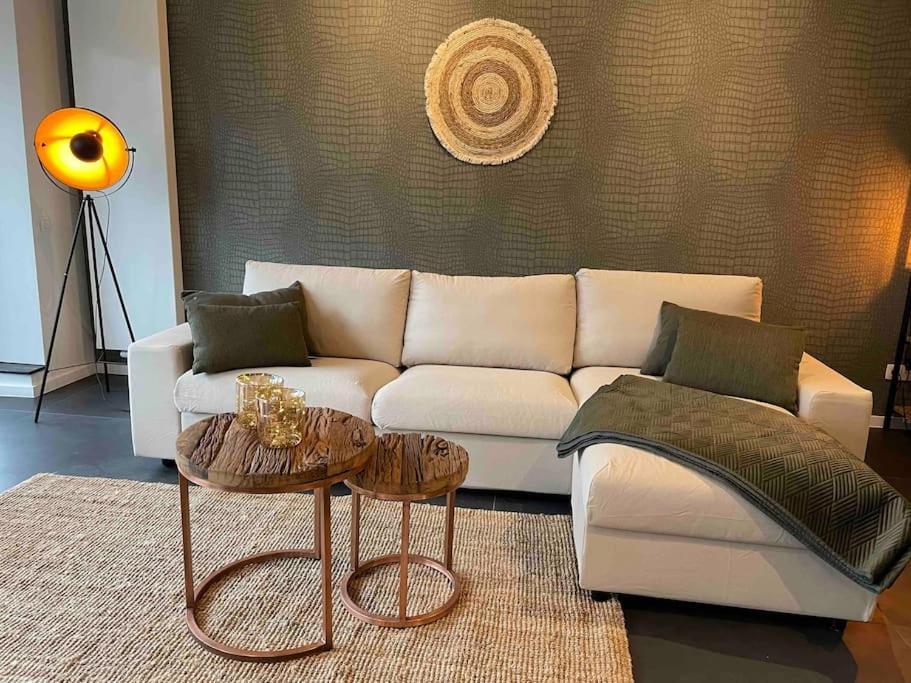 Ostend Chic, Luxe Loftstijl In Oostende Bagian luar foto