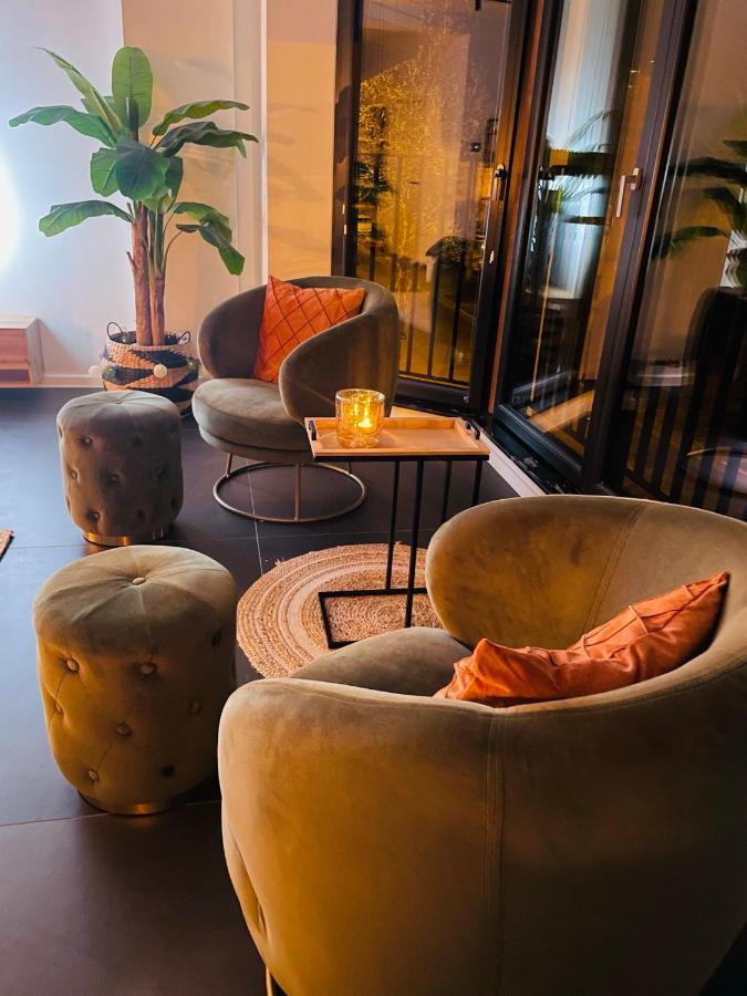 Ostend Chic, Luxe Loftstijl In Oostende Bagian luar foto